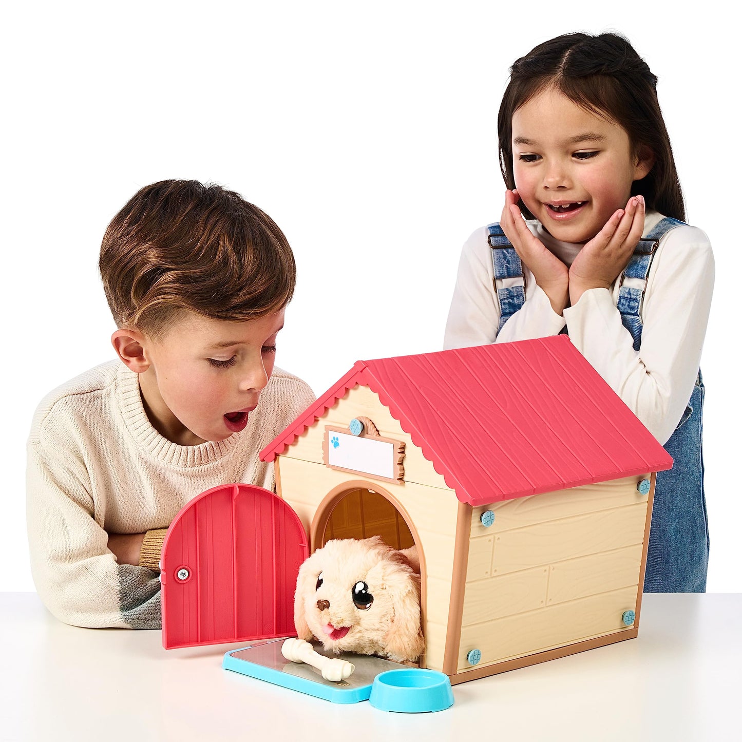 Little Live Pets My Kitty's Home | Interactive Plush Toy Kitten & House, Surprise Reveal with 25+ Sounds & Reactions. Build Kitty's Home - Easy Build DIY Home, Batteries Included. for Kids Ages 5+